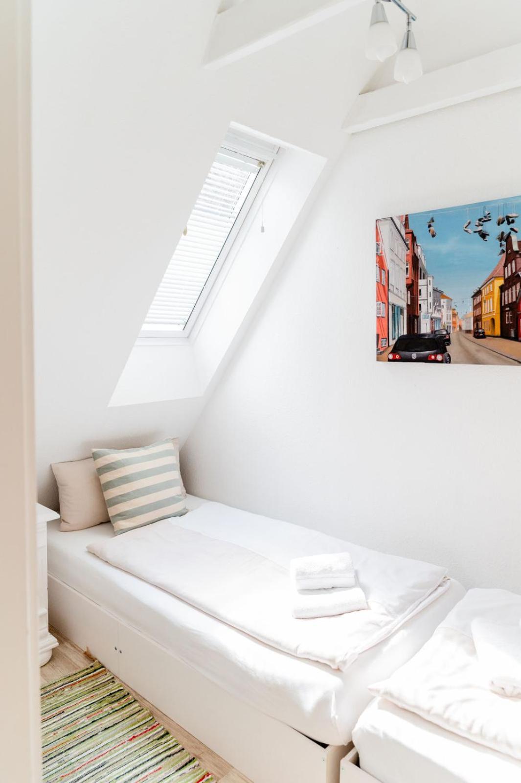 Hafenblick Ferienwohnung In Der Altstadt Mit Parkplatz Flensburg Exterior photo
